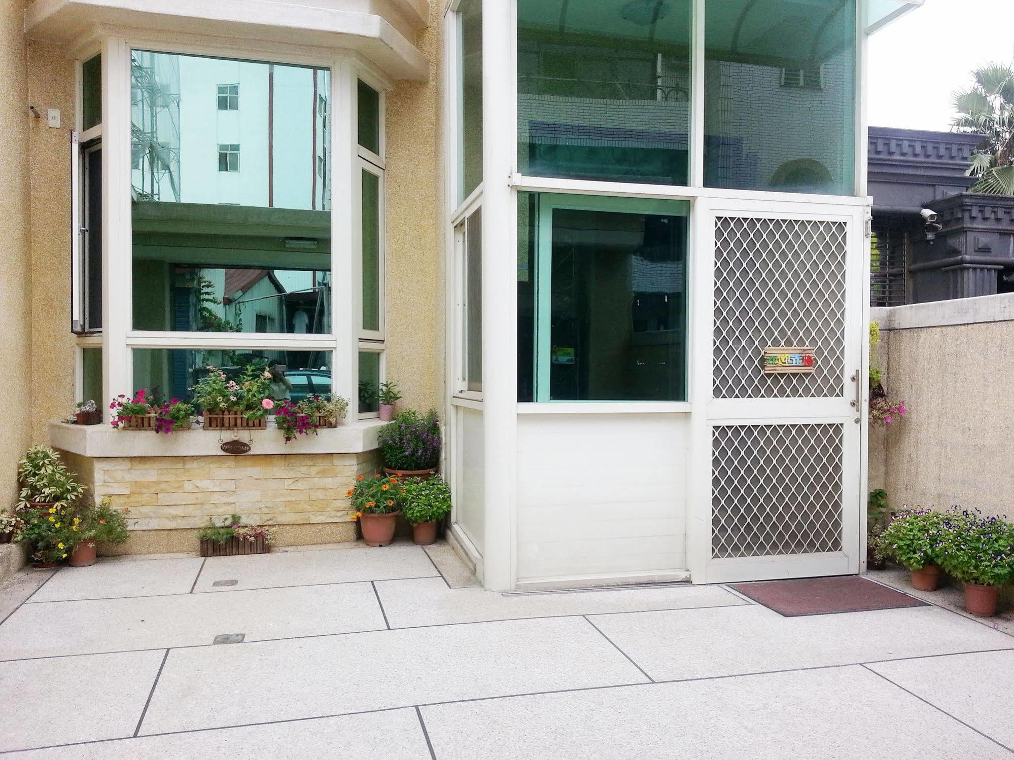 Encounter Hostel Hualien Exterior foto